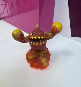 9-9-76915-1-Accesorio Nintendo Wii skylander eruptor lighcore 