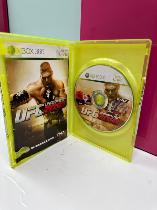9-9-56646-1-Videojuego Xbox 360 UFC undisputed 2010