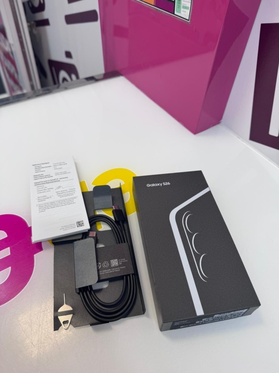 9-9-76888-3-Smartphone Samsung Galaxy S26 12 512gb (sin Uso)
