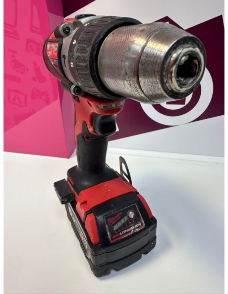 9-9-70703-3-Taladro Electrico Milwaukee M18blpd2
