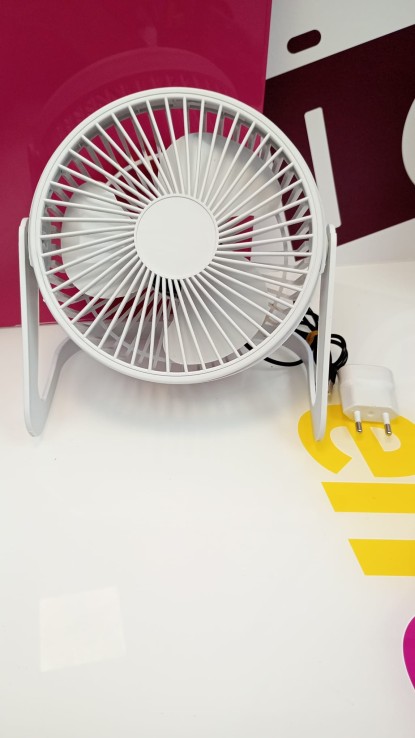 9-9-71954-1-Ventilador Mini De Dos Velocidades 