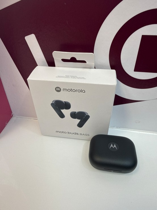 9-9-77347-2-Auriculares Moto Buds Bass