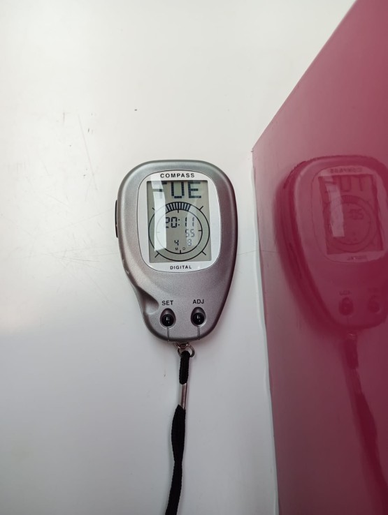 9-9-71163-2-Cronometro Digital Compass 