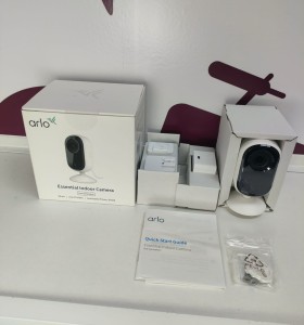 9-9-71374-1-Camara Videovigilancia Camara Arlo Essential Indoor 2generacion Vmc2060