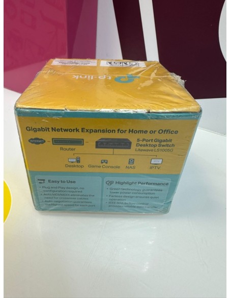 9-9-77395-2-Router Cable tp link ls1005g (sin uso)