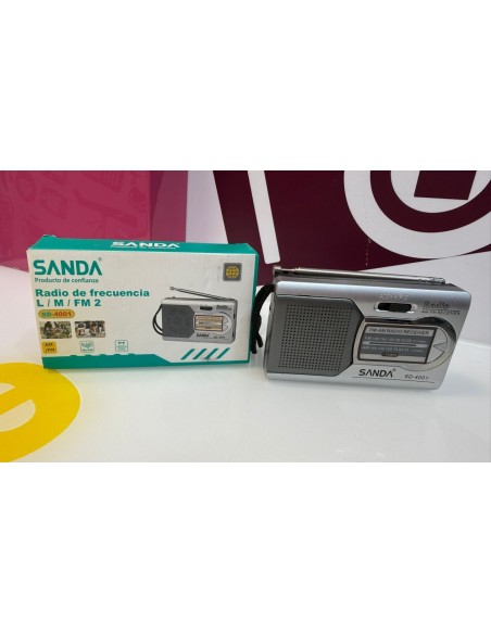 9-9-77900-3-Radio Portátil Sanda Sd-4001 A Baterias 