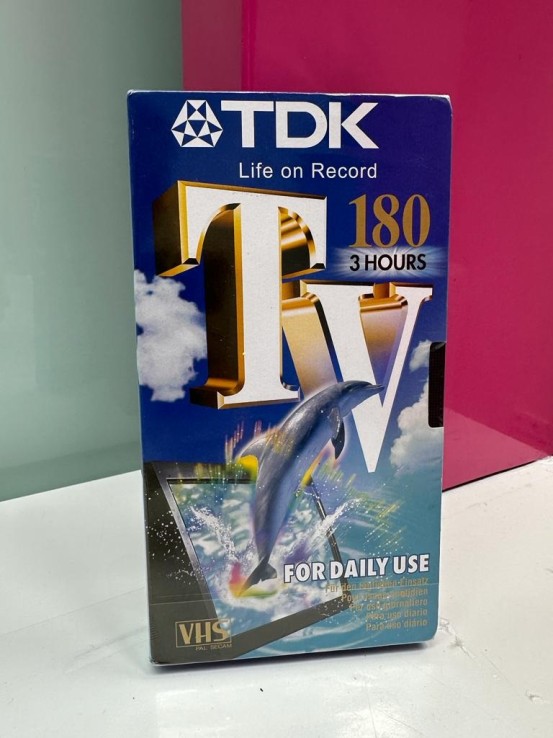 9-9-56633-1-VHS virgen 180 3horas 