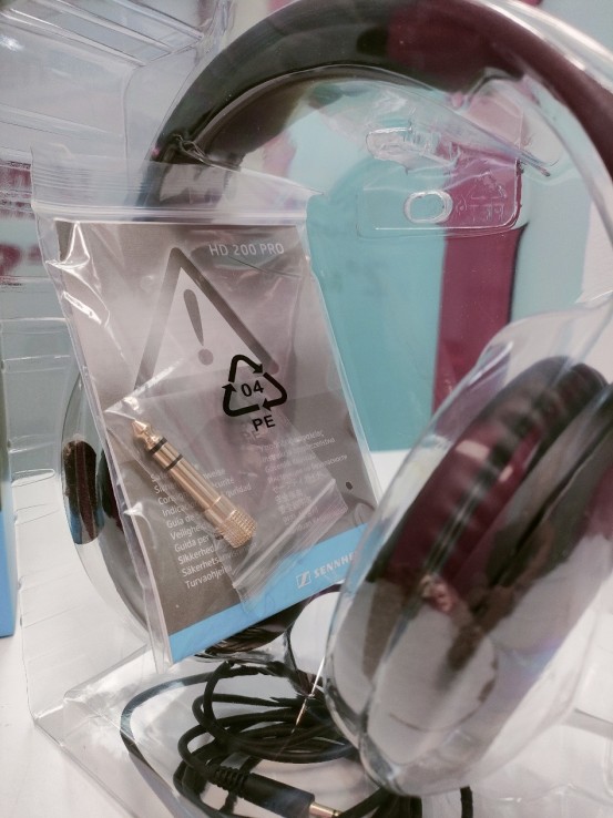 9-9-66248-3-Auriculares Sennheiser Hd 200 Pro