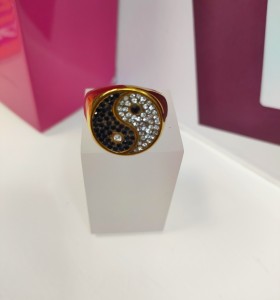 9-9-75579-1-Anillo acero dorado tipo sello con simbolo de yin y yang con circonitas T22