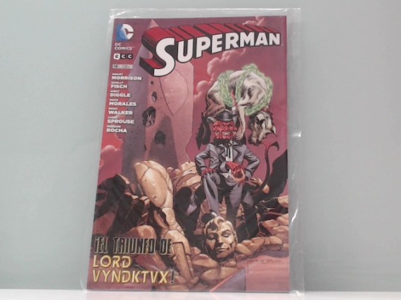 9-9-47960-1-Cómic Superman El triunfo de Vyndktvx n.16