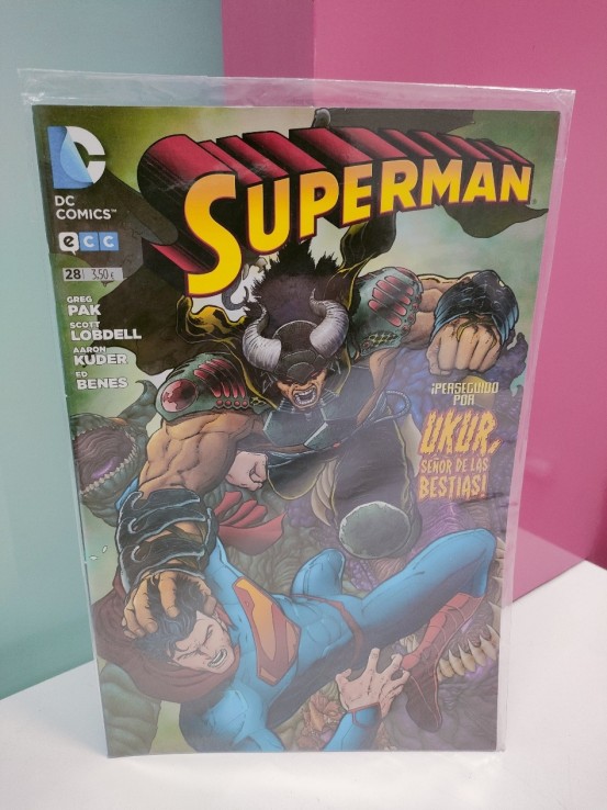 9-9-49679-1-Cómic Superman: Perseguido por Ukur n.28