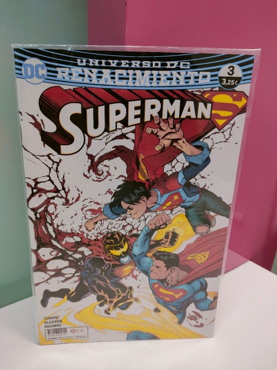 9-9-49693-1-Cómic Superman renacimiento 3