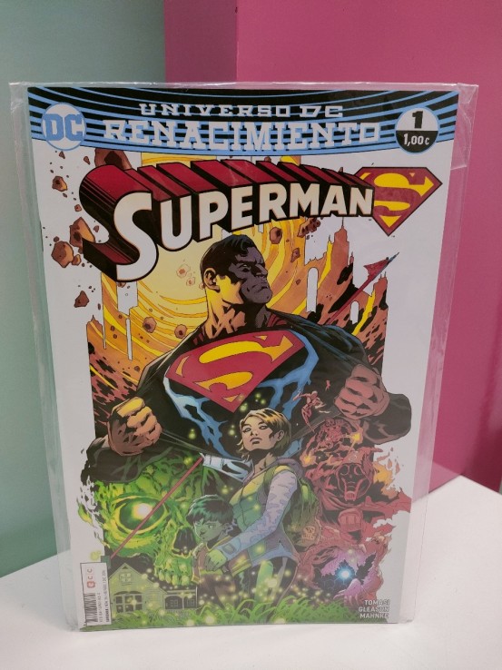9-9-49694-1-Cómic Superman universo renacimiento 1