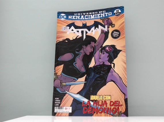 9-9-47886-1-Comic Batman duelo con la hija del demonio