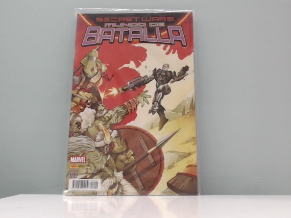 9-9-47913-1-Cómic Secret Wars Mundo de batalla 002