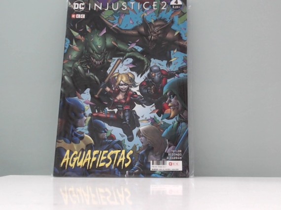 9-9-47920-1-Cómic Injustice: Aguafiestas n.4