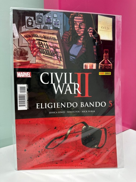 9-9-48031-1-Cómic Civil war II Eligiendo bando 5