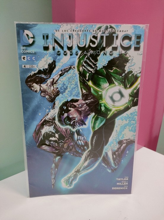 9-9-49688-1-Cómic Injustice Gods Among Us n.4