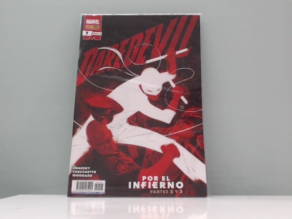 9-9-47912-1-Cómic Daredevil Por el infierno n.7