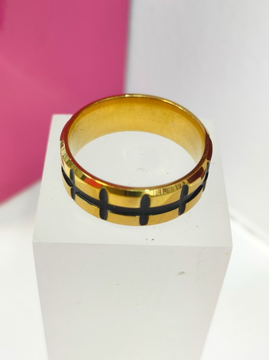 9-9-75751-1-Anillo acero dorado con lineas negras T24
