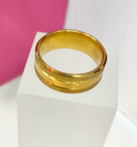 9-9-75813-1-Anillo acero dorado con lineas en el centro T19