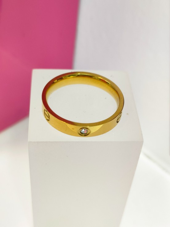9-9-75817-1-Anillo acero dorado con diseño de tornillos T20