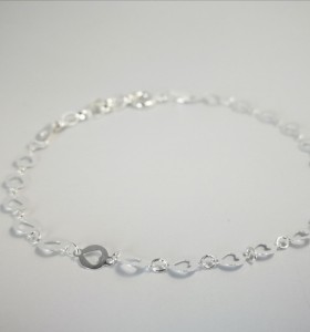 9-1-187049-1-Pulsera linea circulos corazón de plata de ley 925