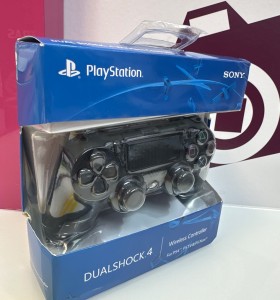 9-9-76937-1-Mando Ps4 