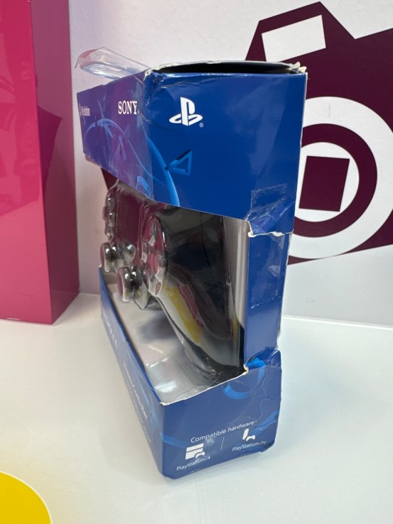 9-9-76937-3-Mando Ps4 
