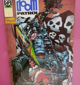 9-9-46593-2-Cómic Doom Patrol: Tercera serie libro 1