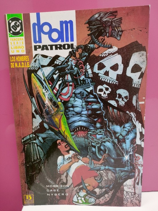 9-9-46593-2-Cómic Doom Patrol: Tercera serie libro 1