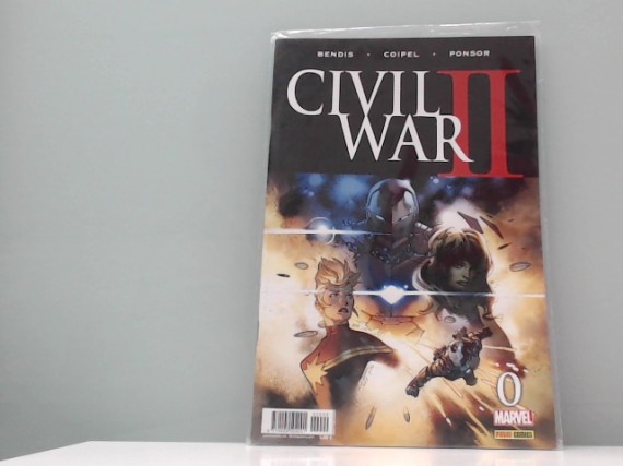 9-9-47911-1-Cómic Civil War 2