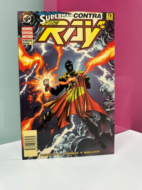 9-9-47973-1-Cómic Superman contra the Ray