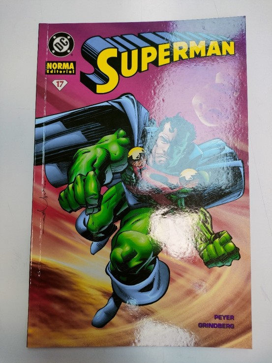 9-9-48114-1-Cómic Superman 17