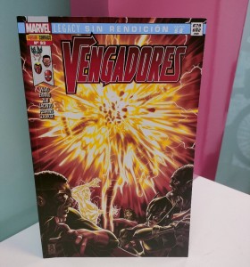 9-9-49663-1-Cómic Vengadores Sin rendición vol.93