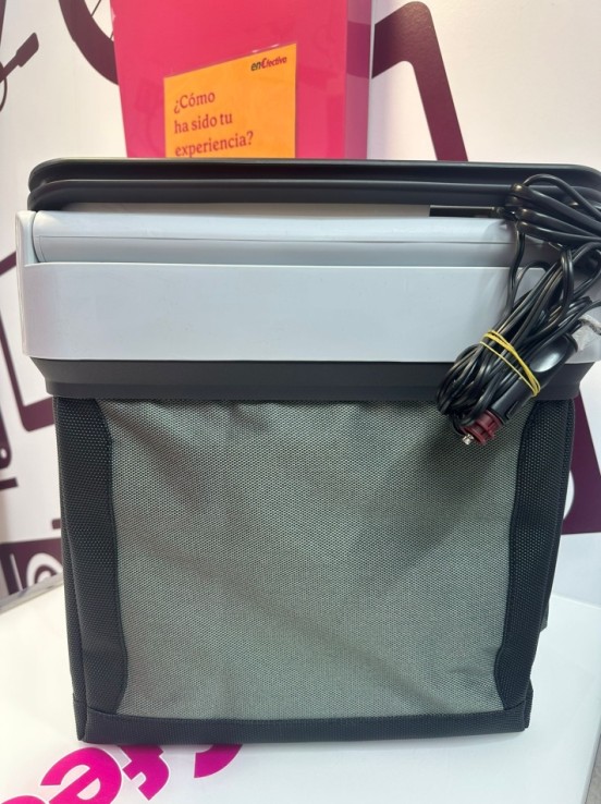 9-9-77643-5-Nevera Portatil Dometic 20L