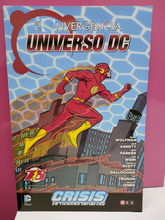 9-9-46585-2-Cómic El universo DC converge en crisis en tierras infinitas
