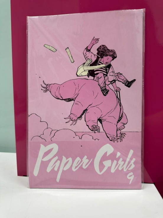 9-9-47832-1-Cómic Paper girls n.9