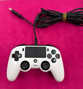 6-6-169530-1-Mando PS4 compatible nacon