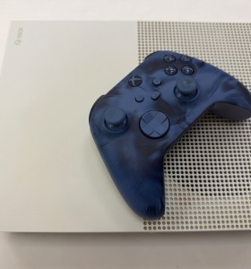 1-1-273560-1-Consola Xbox One S 1T BLANCA 2
