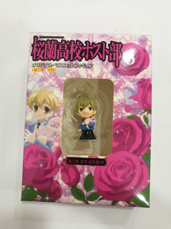 9-2-90282-1-OURAN HOST PLU FIGURA JONEY 