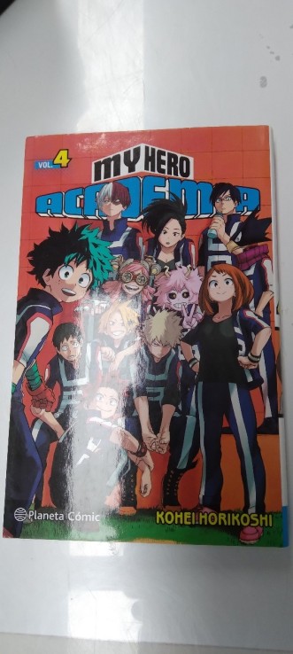 9-9-46179-1-Cómic My hero Academia vol.4
