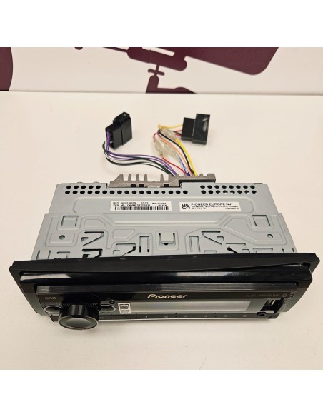 8-8-78200-2-Autorradio Pionner MVH-S520BT 2023