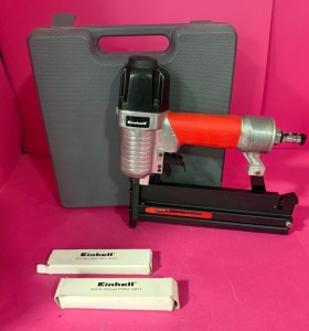 8-8-72518-1-Clavadora Neumatica Einhell DTA 25 2