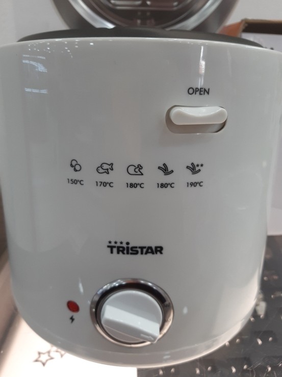 8-1-228880-2-Freidora TRISTAR FREIDORA FR6941 1,5LTS TERMOSTATO BLANCA 