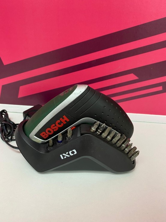 8-8-77290-2-Atornillador A Bateria Mini destornillador eléctrico Bosch IXO