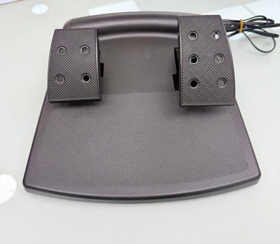 8-8-75404-2-Volante Ps2 Bigben 