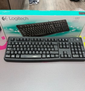 7-7-83519-1-Teclado Logitech K120 (Sin uso)