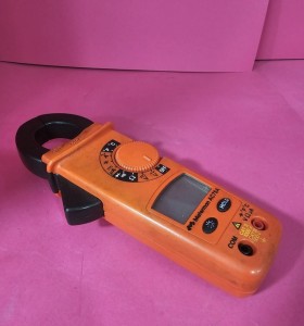 8-8-69929-3-Pinza Amperimétrica Meterman Ac75a 600A 2