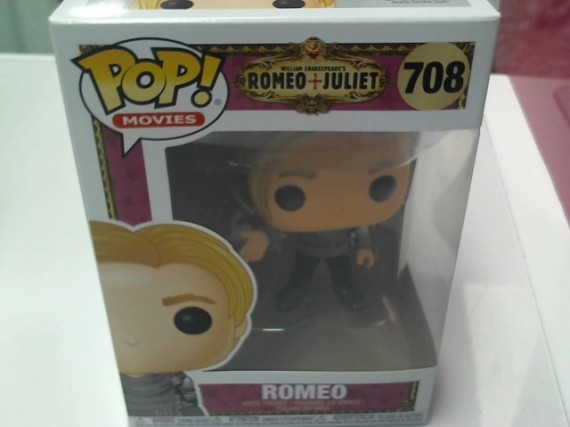7-9-46257-1-Accesorio Funko Romeo 708